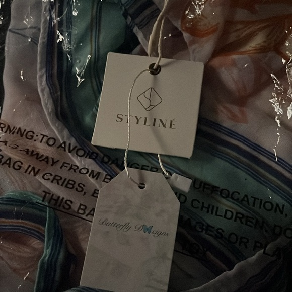 Bold Floral Kimono - One Size - Picture 10 of 13